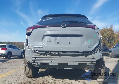 2023 Nissan Kicks Sr Xtronic Cvt from USA, damaged, VIN 3N1CP5DV4PL571597